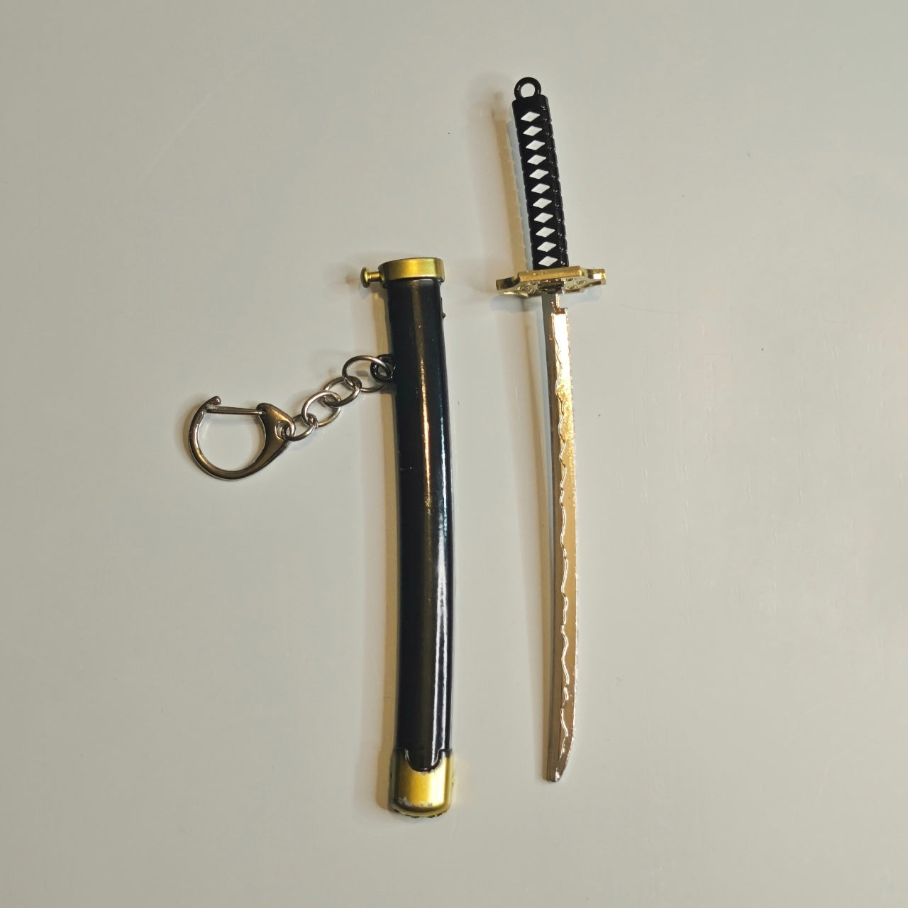One Piece - Sword/Katana Metal KeyChain