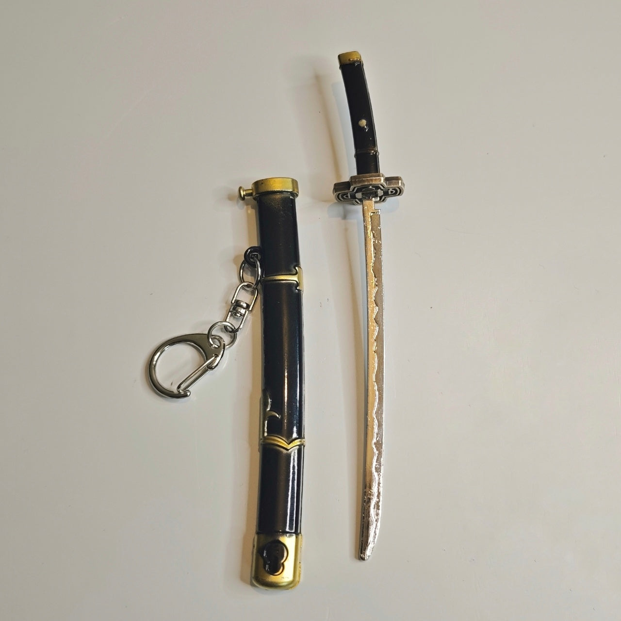 One Piece - Sword/Katana Metal KeyChain