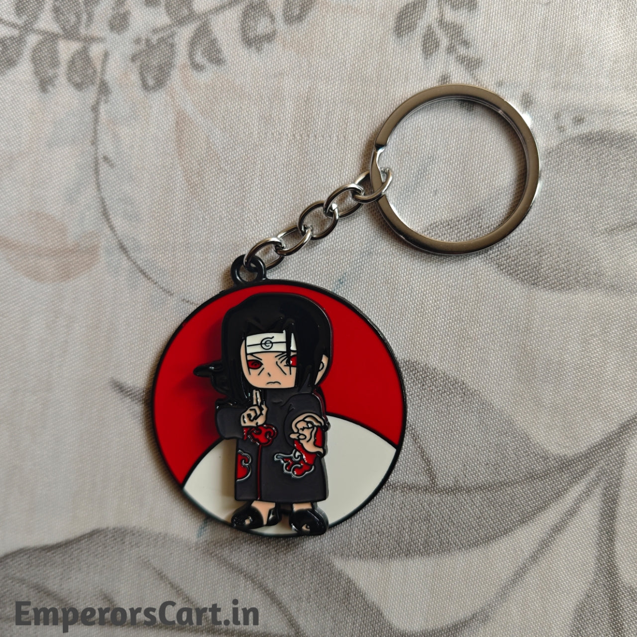 Itachi Uchiha Metal KeyChain | Spinner