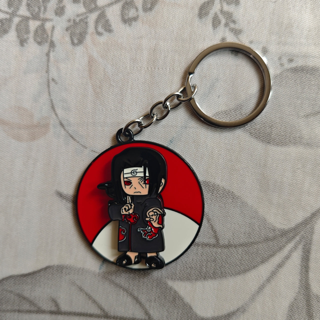 Itachi Uchiha Metal KeyChain | Spinner